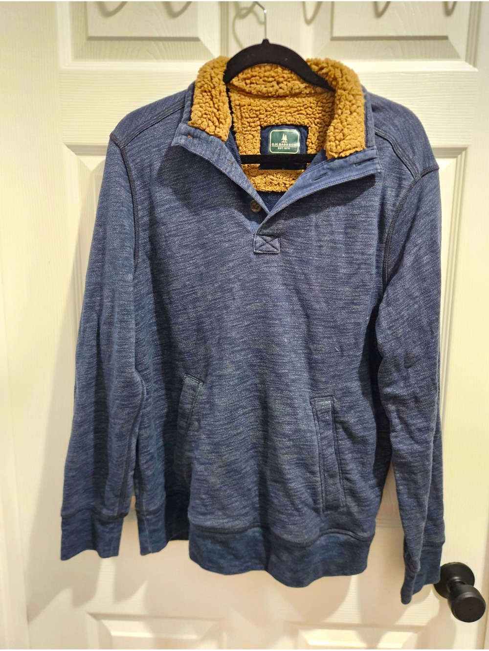 G.H. Bass & Co. Men’s Blue Fleece Pullover Sweatshirt Mock Neck Faux Fur M